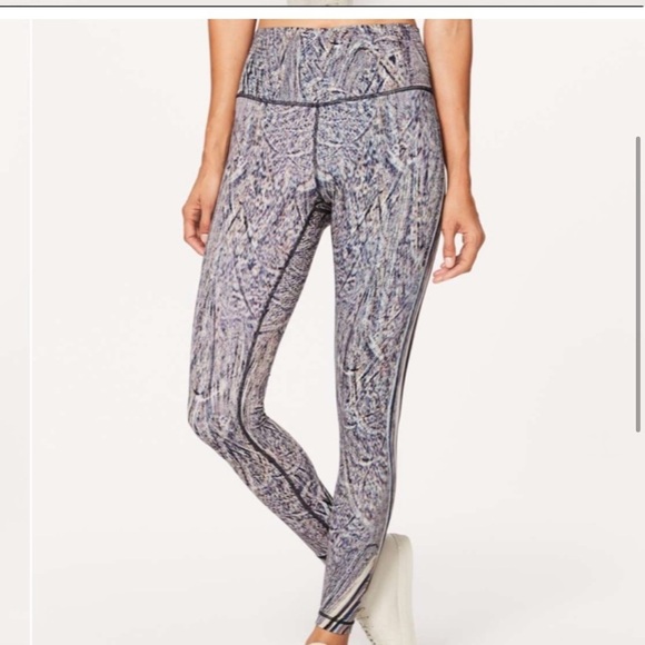 Lululemon wunder under high rise. A11 - Picture 2 of 6